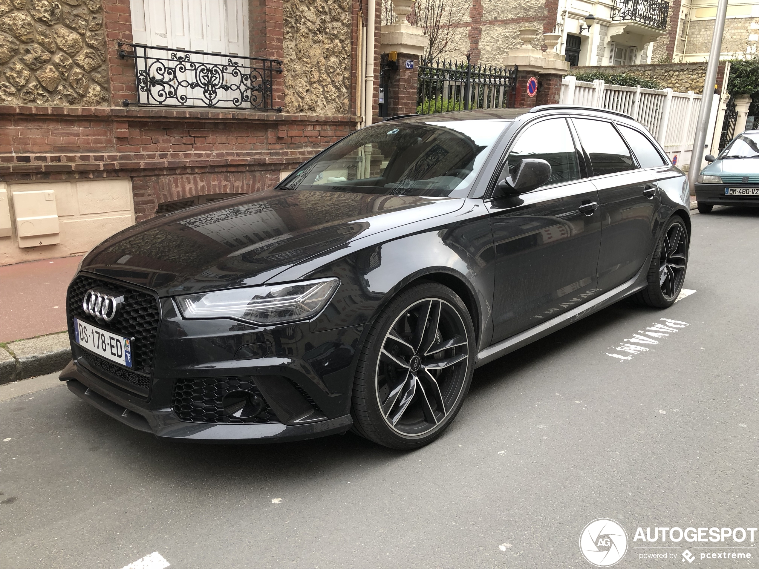 Audi RS6 Avant C7 2015