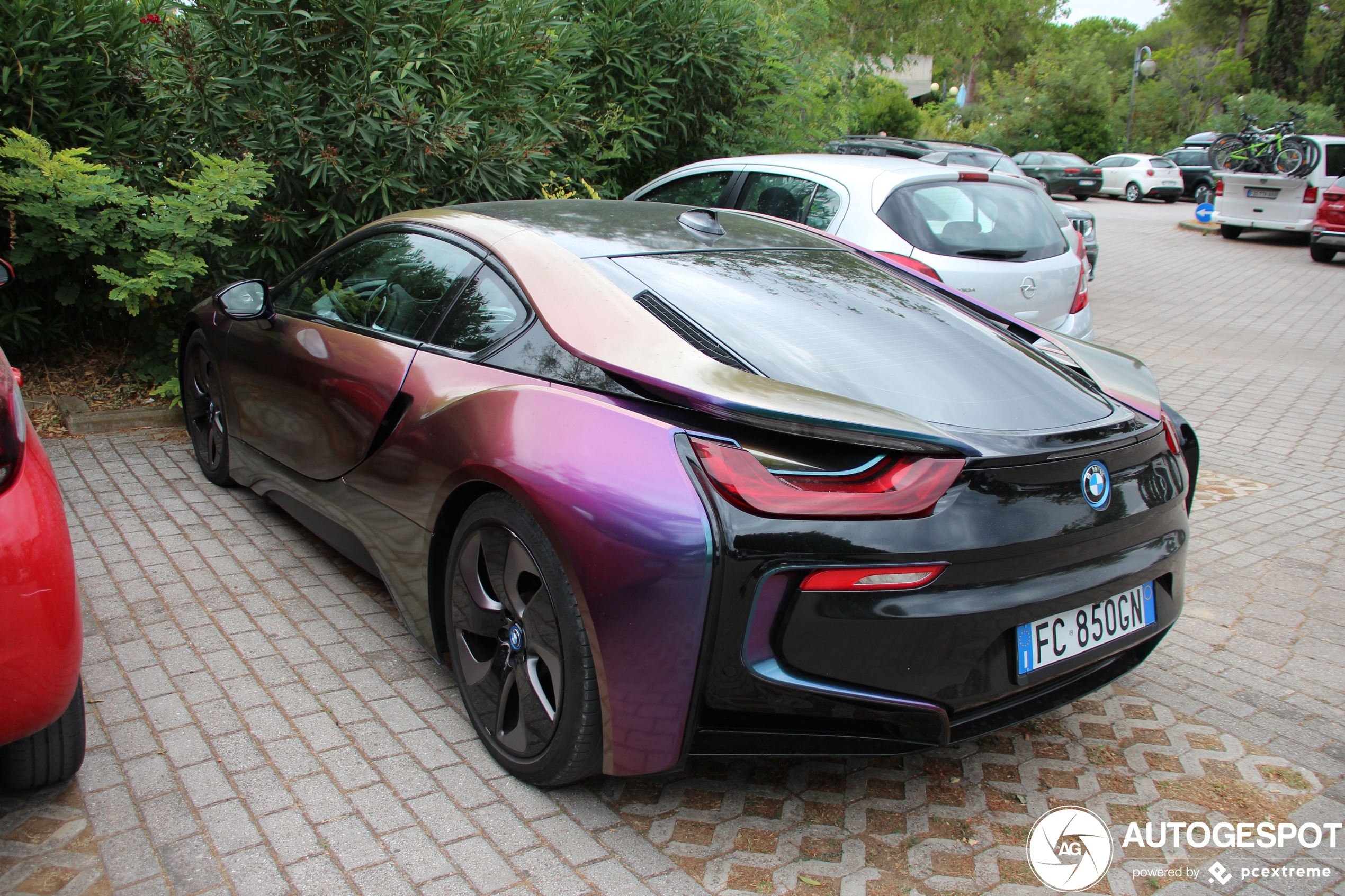 BMW i8