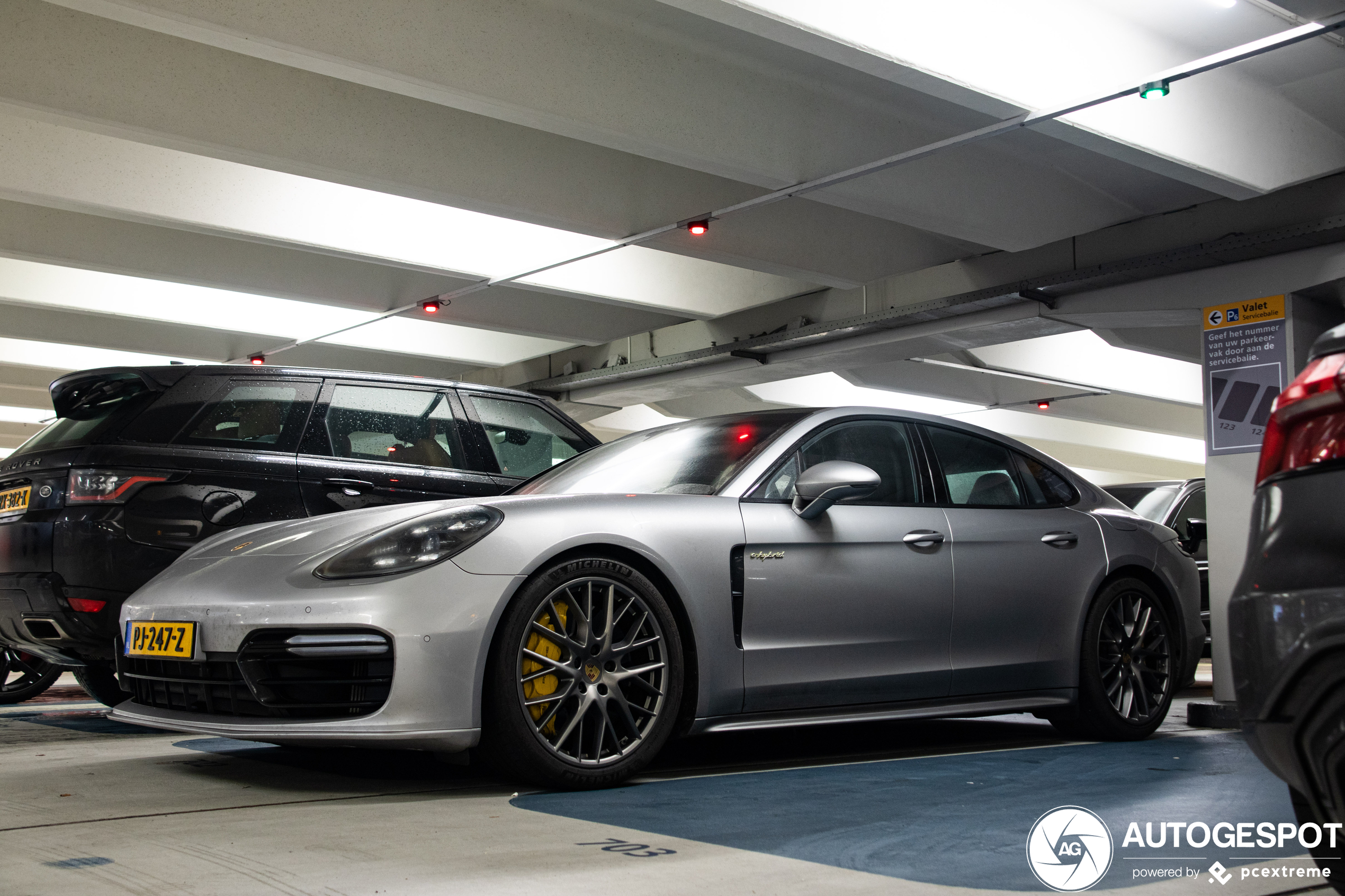 Porsche 971 Panamera Turbo S E-Hybrid