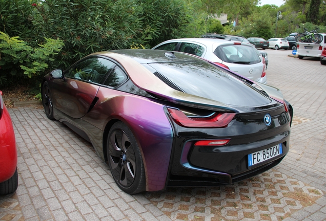 BMW i8