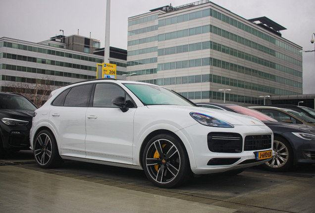 Porsche Cayenne Turbo S E-Hybrid