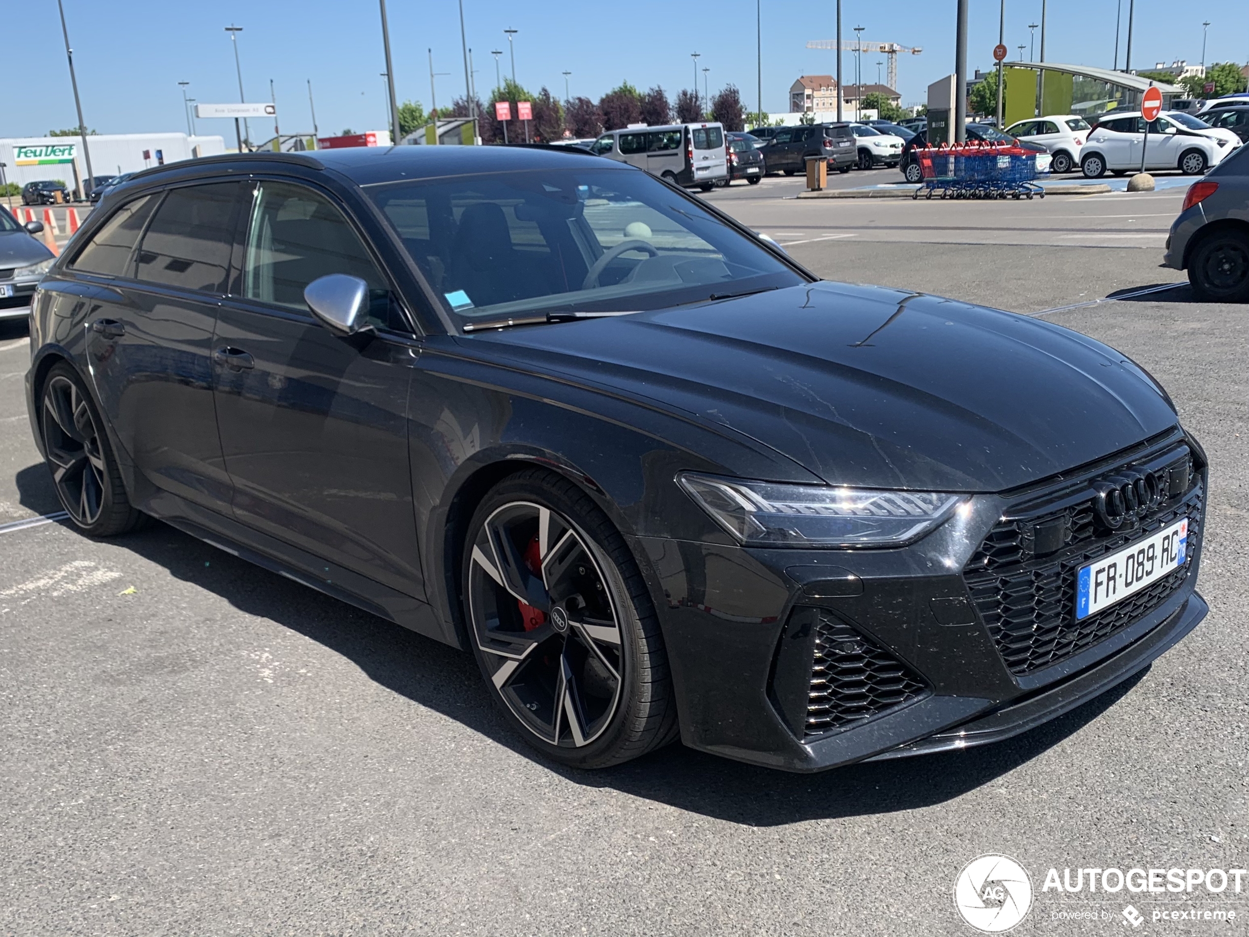 Audi RS6 Avant C8