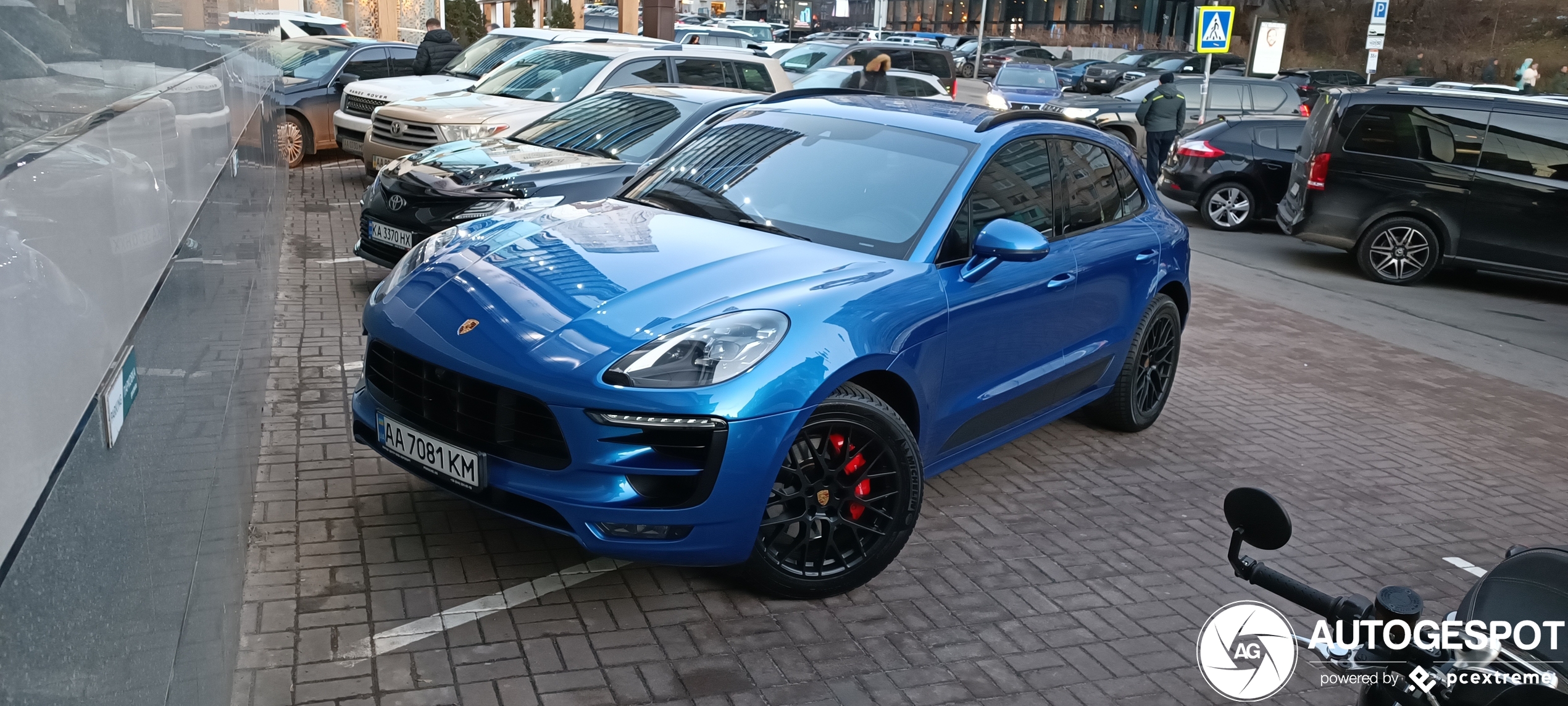 Porsche 95B Macan GTS