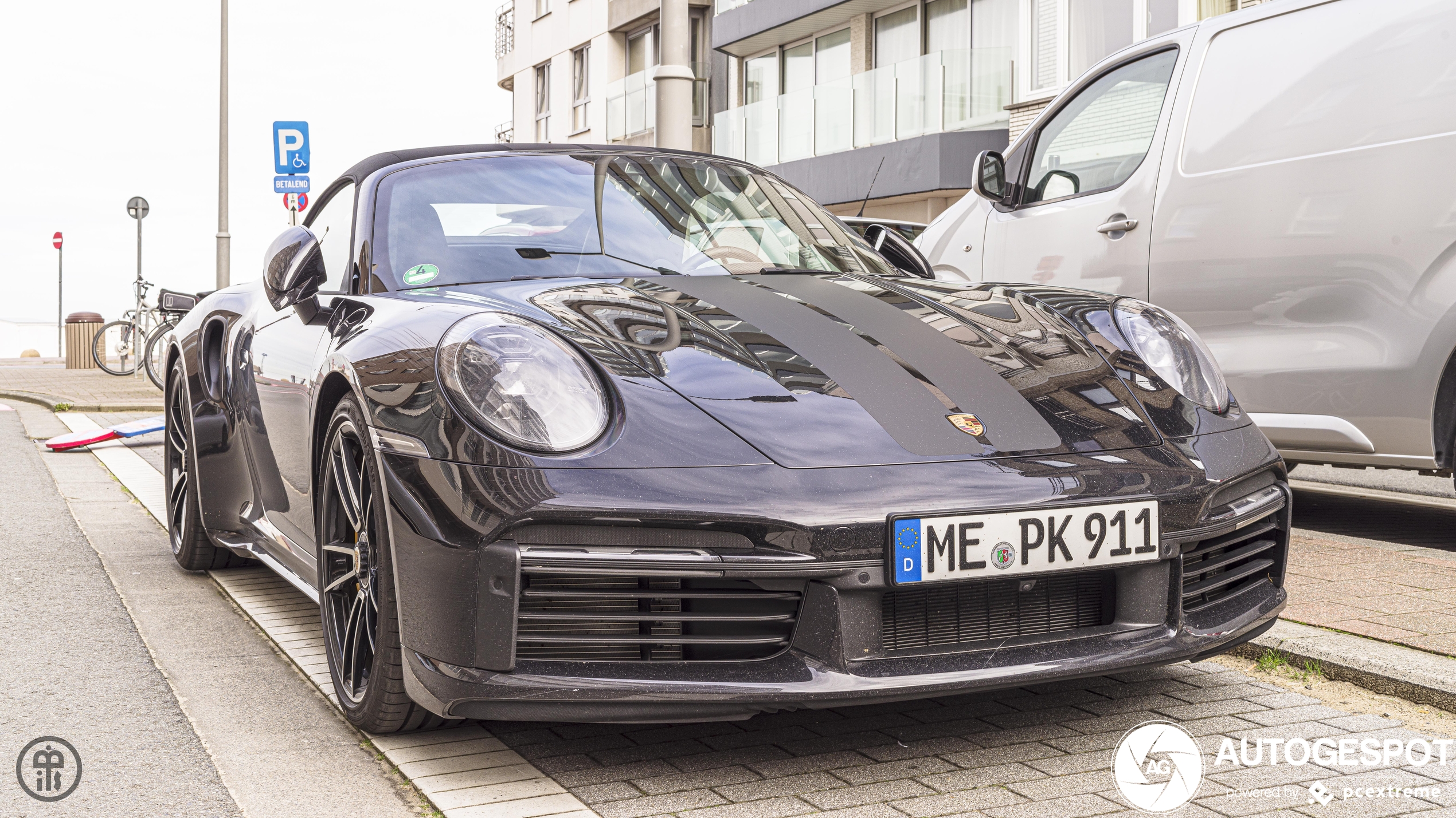 Porsche 992 Turbo S Cabriolet