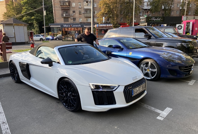 Audi R8 V10 Spyder 2016