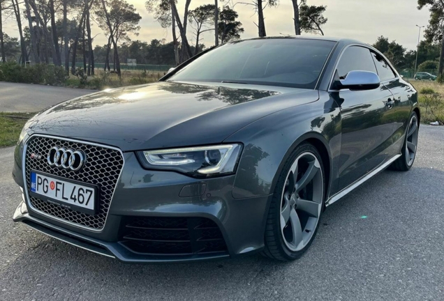 Audi RS5 B8 2012