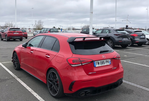 Mercedes-AMG A 45 S W177