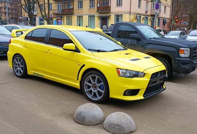 Mitsubishi Lancer Evolution X