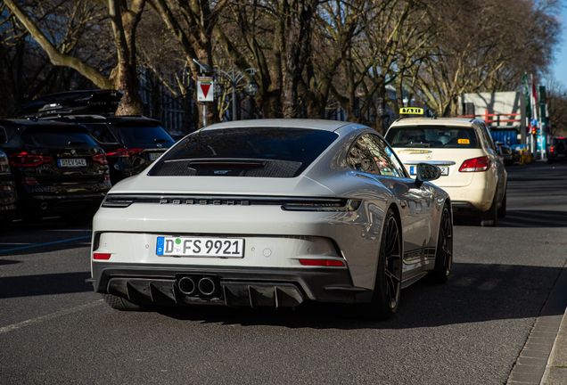 Porsche 992 GT3 Touring