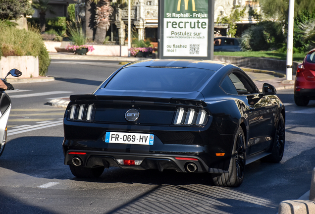 Ford Mustang GT 2015