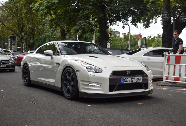 Nissan GT-R 2014