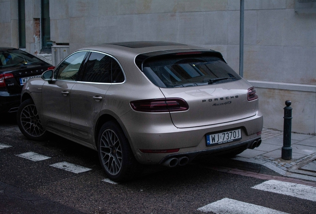 Porsche 95B Macan GTS