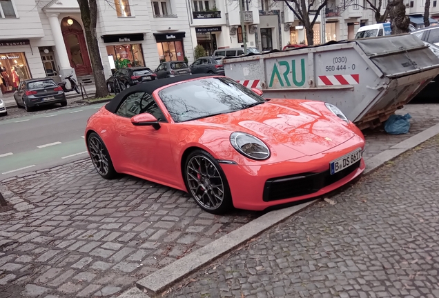 Porsche 992 Carrera S Cabriolet