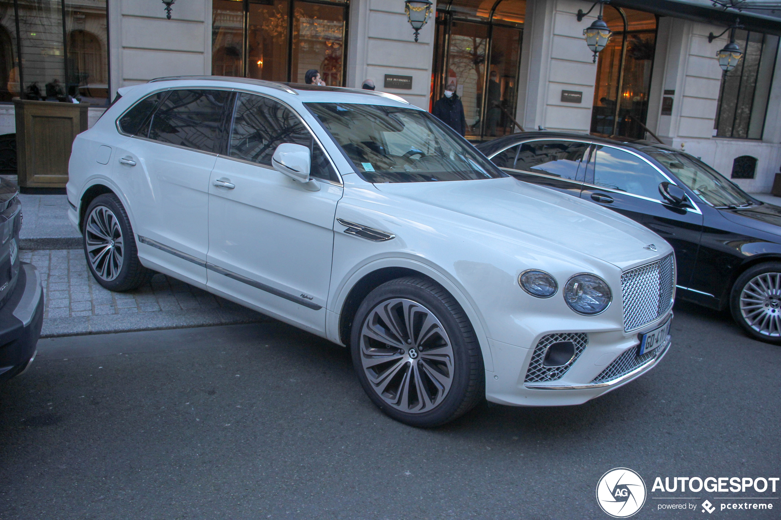 Bentley Bentayga Hybrid 2021