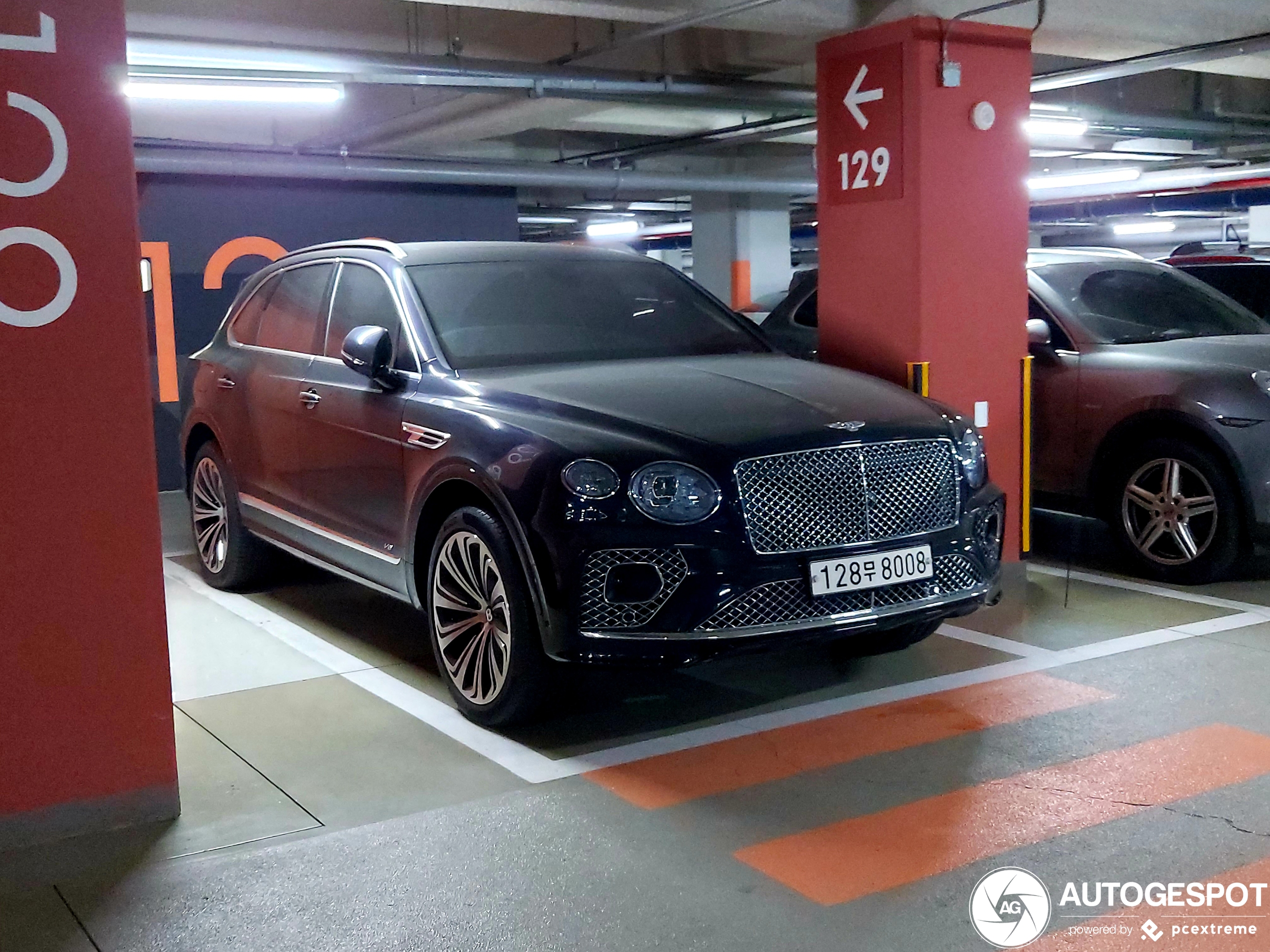 Bentley Bentayga V8 2021