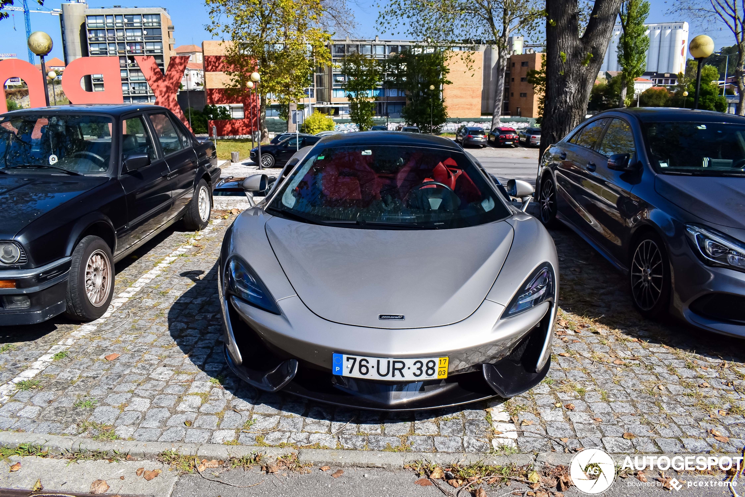 McLaren 570GT