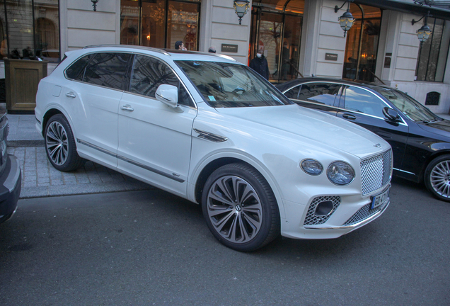 Bentley Bentayga Hybrid 2021