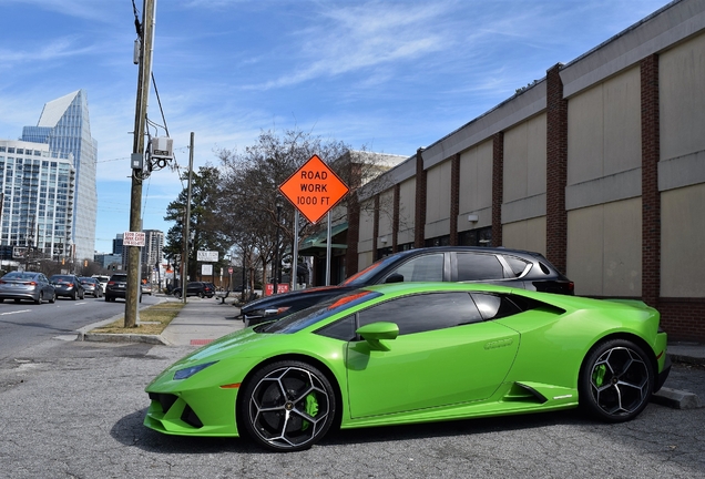 Lamborghini Huracán LP640-4 EVO