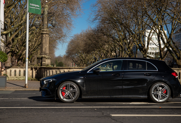 Mercedes-AMG A 45 S W177