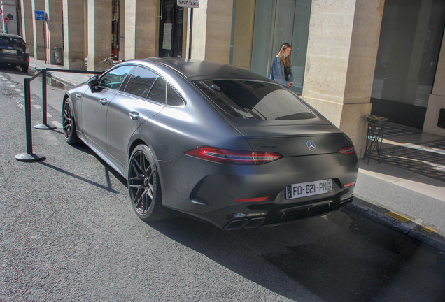 Mercedes-AMG GT 63 S X290