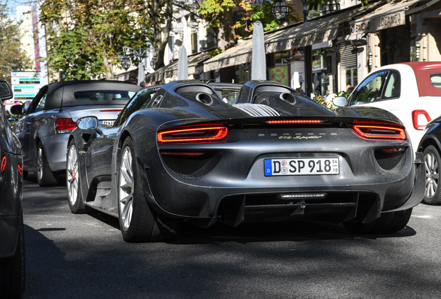 Porsche 918 Spyder Weissach Package