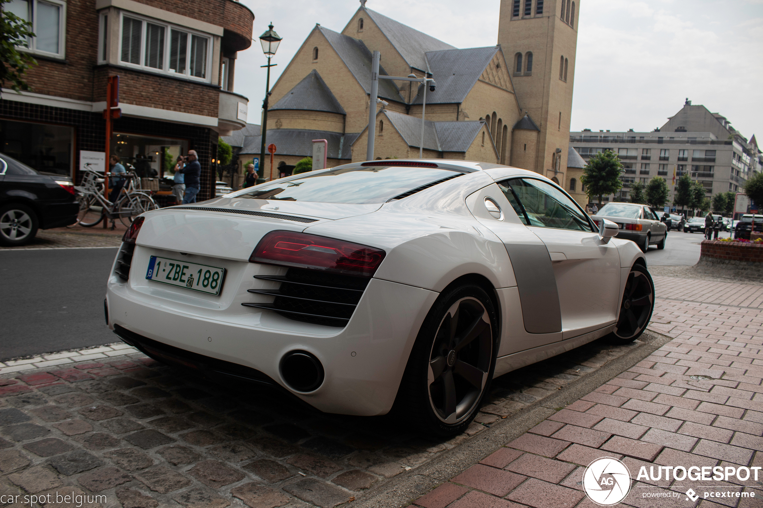 Audi R8 2013