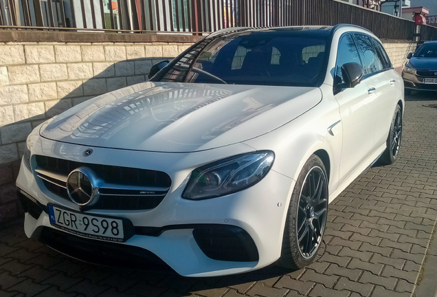 Mercedes-AMG E 63 S Estate S213