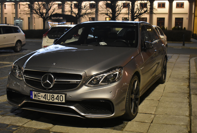 Mercedes-Benz E 63 AMG S W212