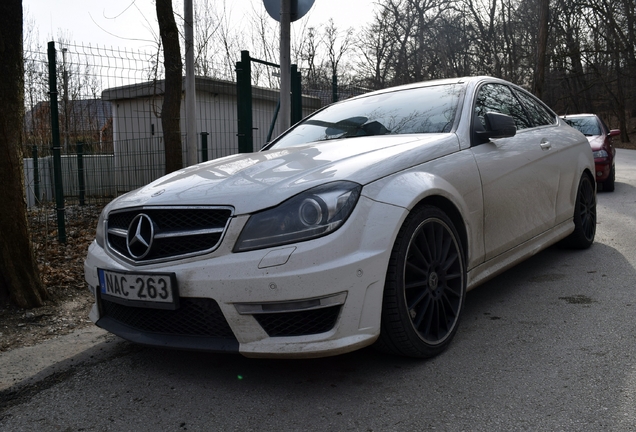 Mercedes-Benz C 63 AMG Coupé