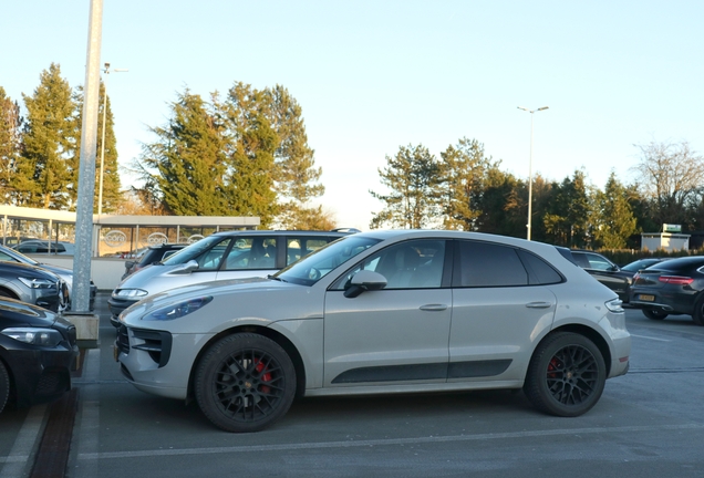 Porsche 95B Macan GTS MkII