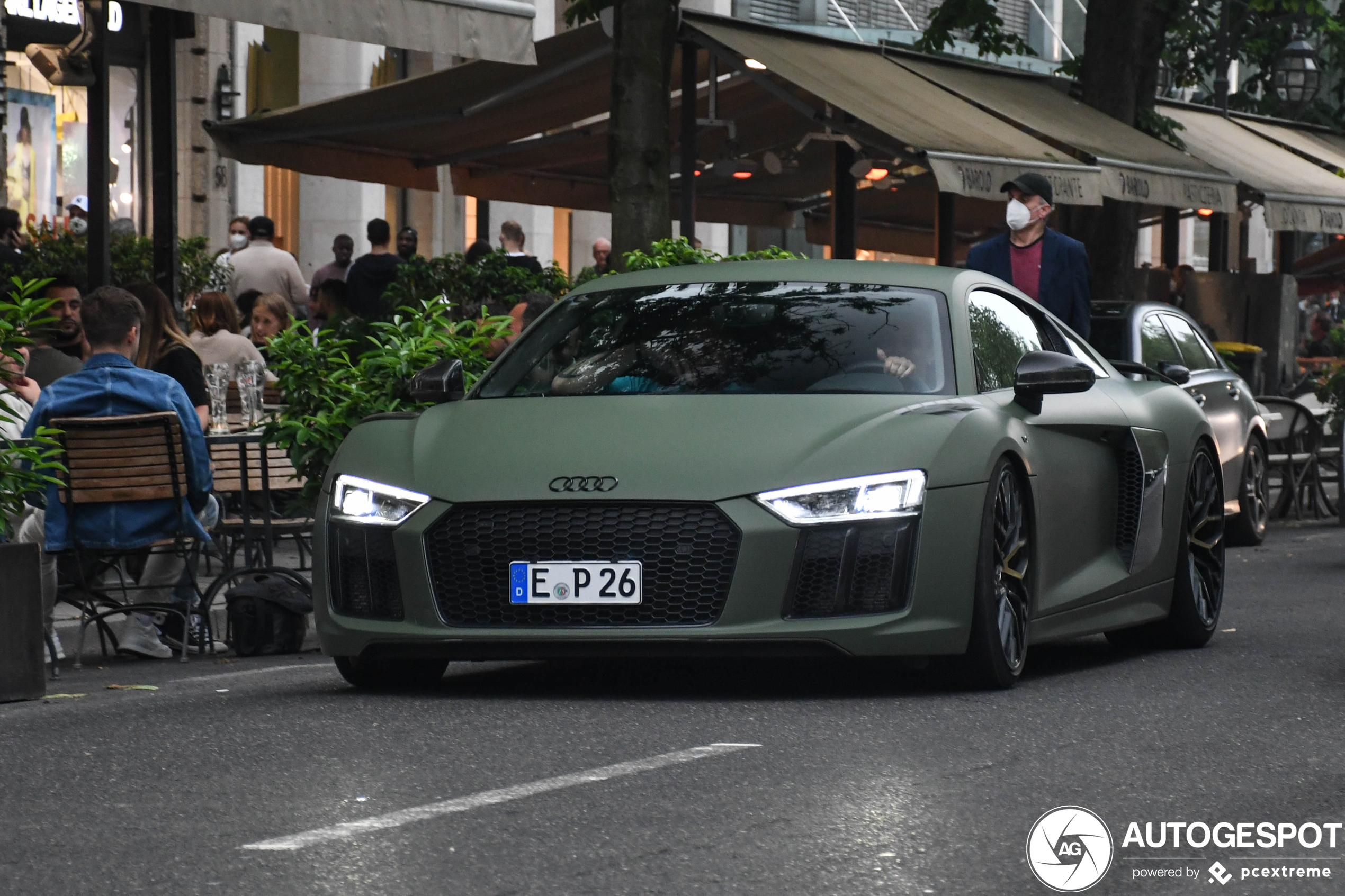 Audi R8 V10 Plus 2015