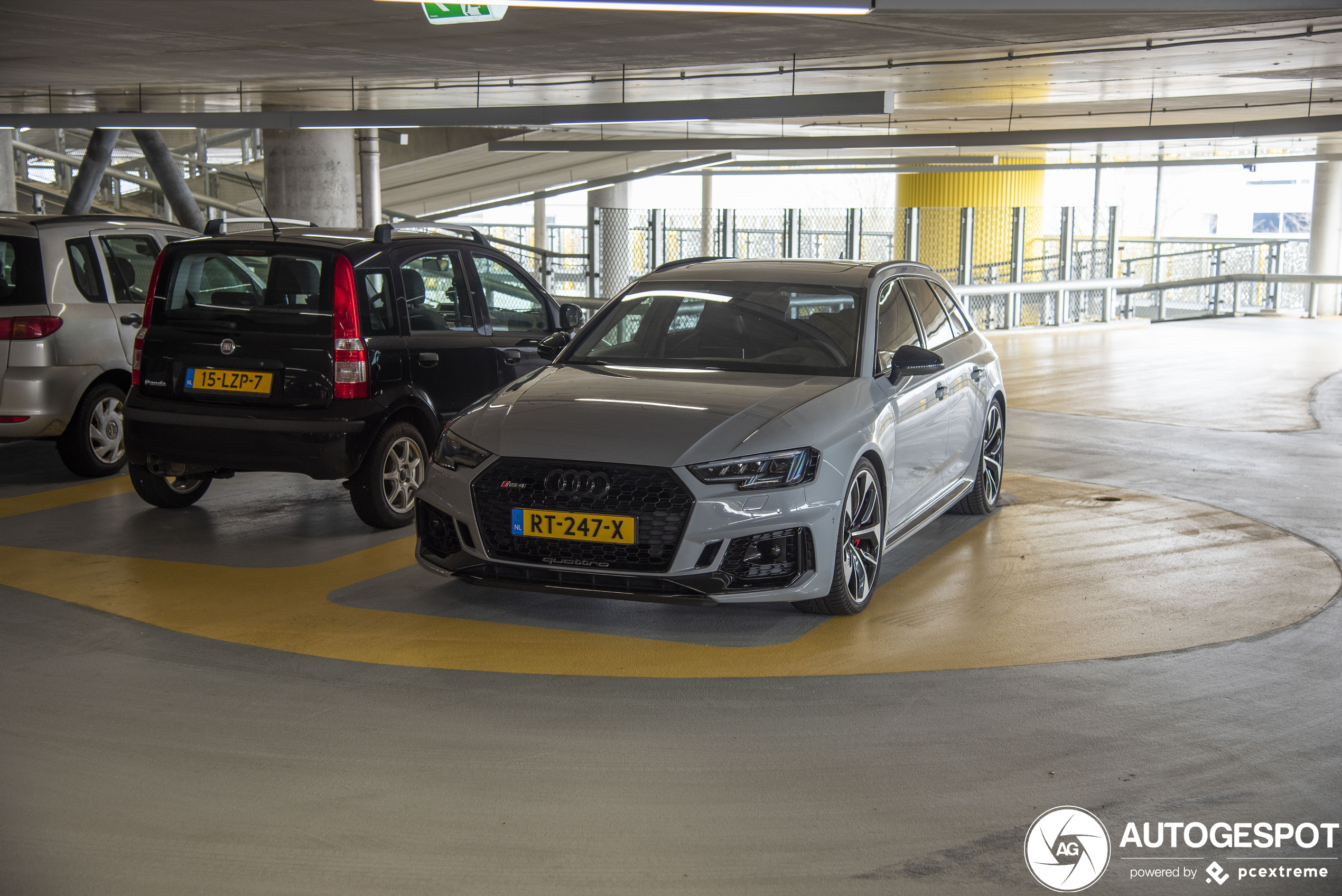 Audi RS4 Avant B9