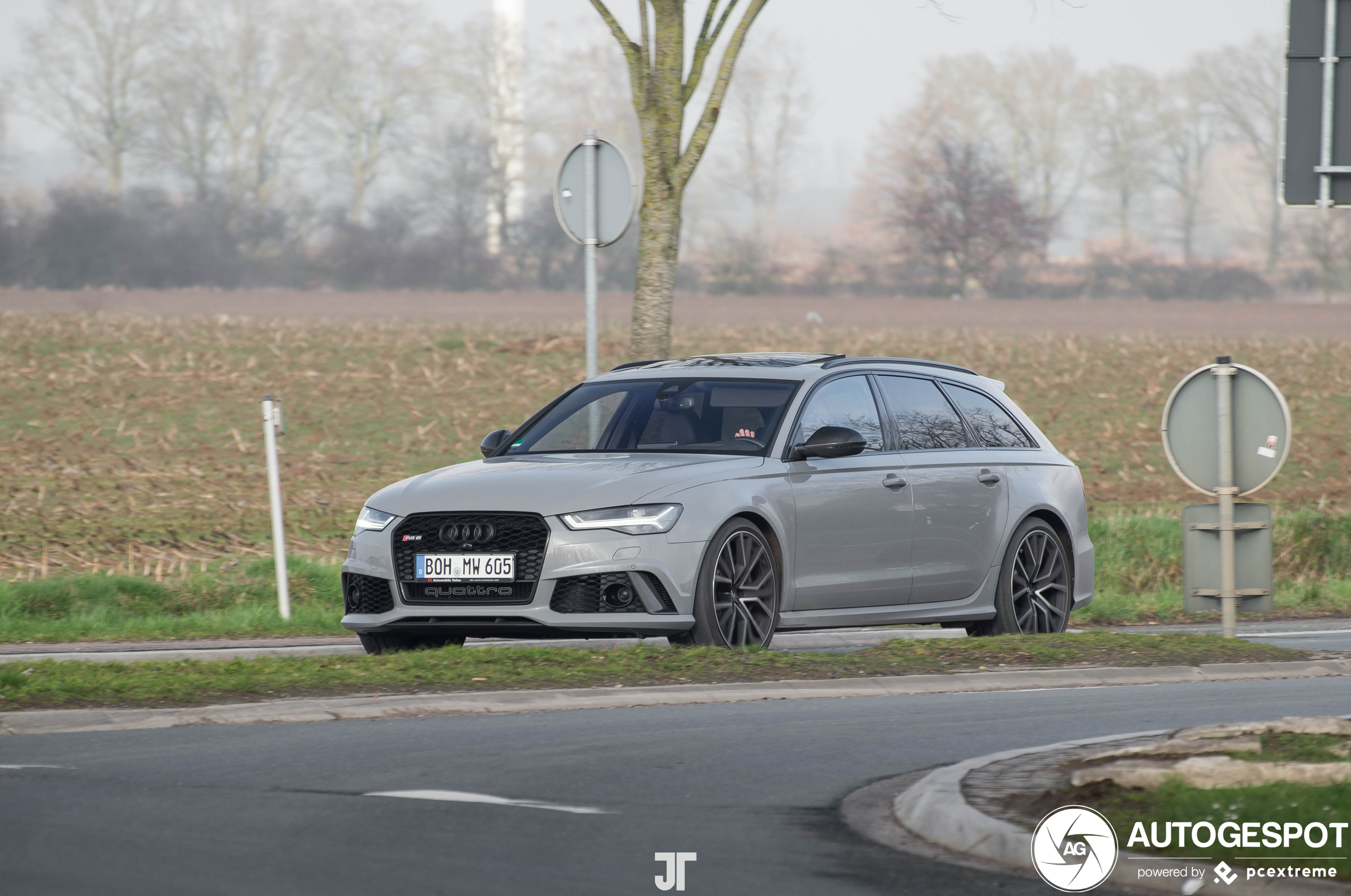 Audi RS6 Avant C7 2015