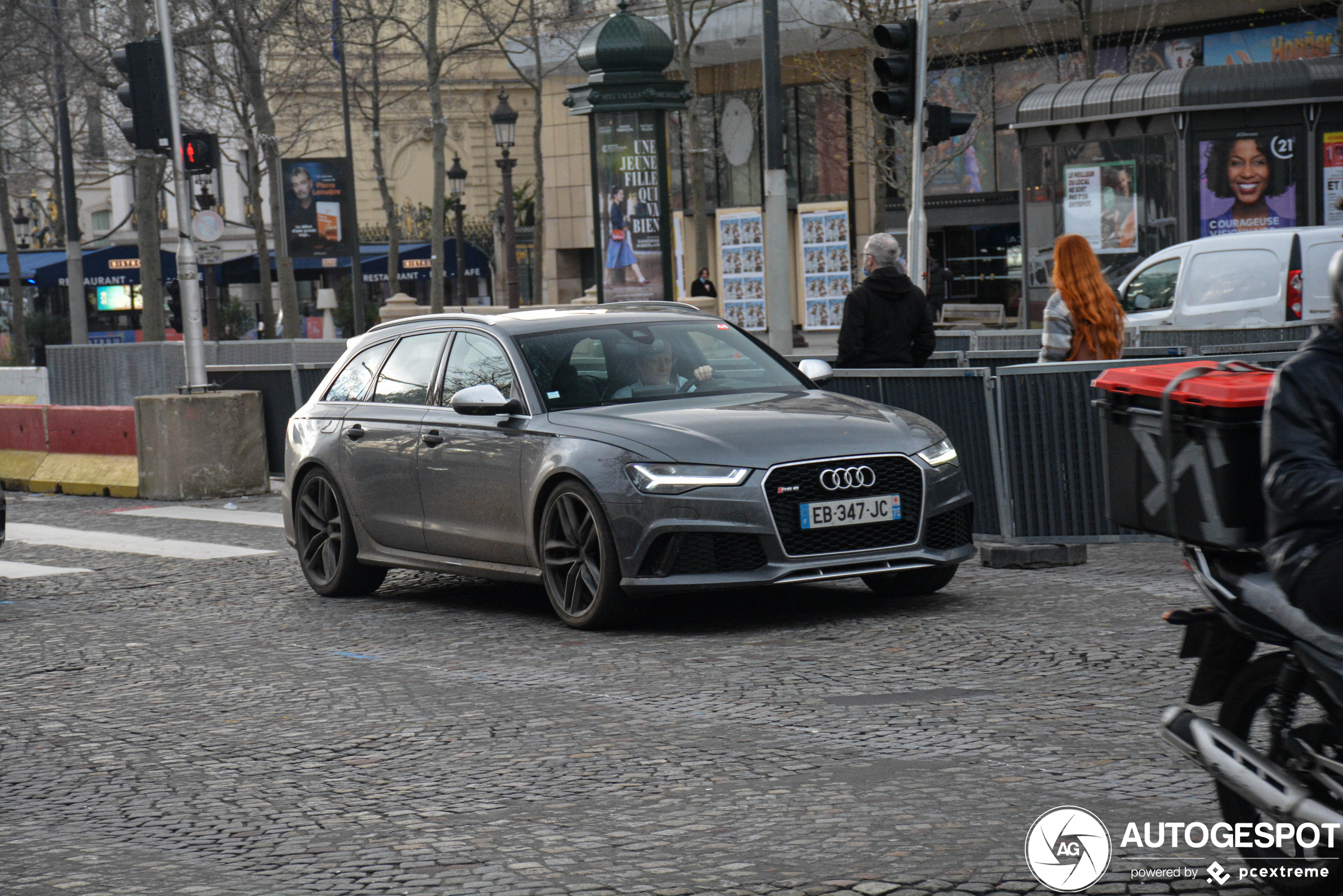 Audi RS6 Avant C7 2015