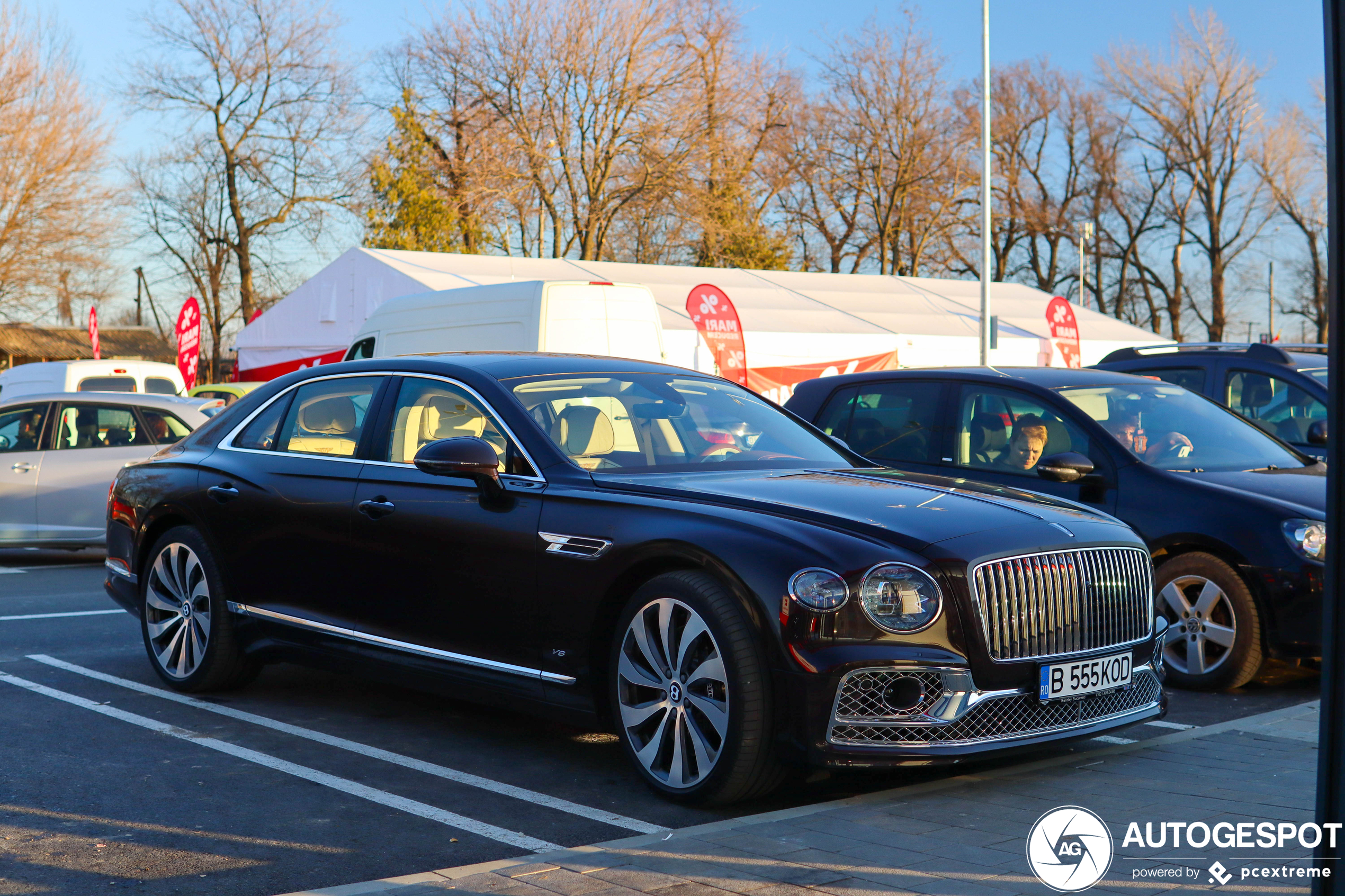 Bentley Flying Spur V8 2021