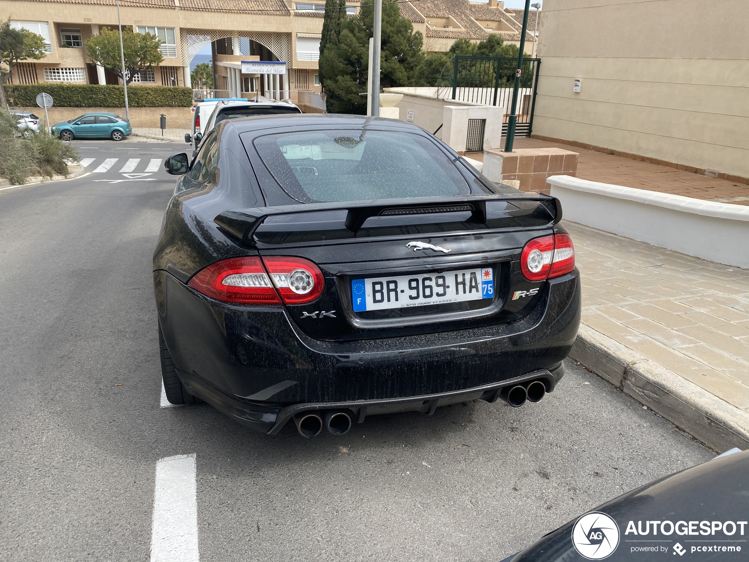 Jaguar XKR-S 2012