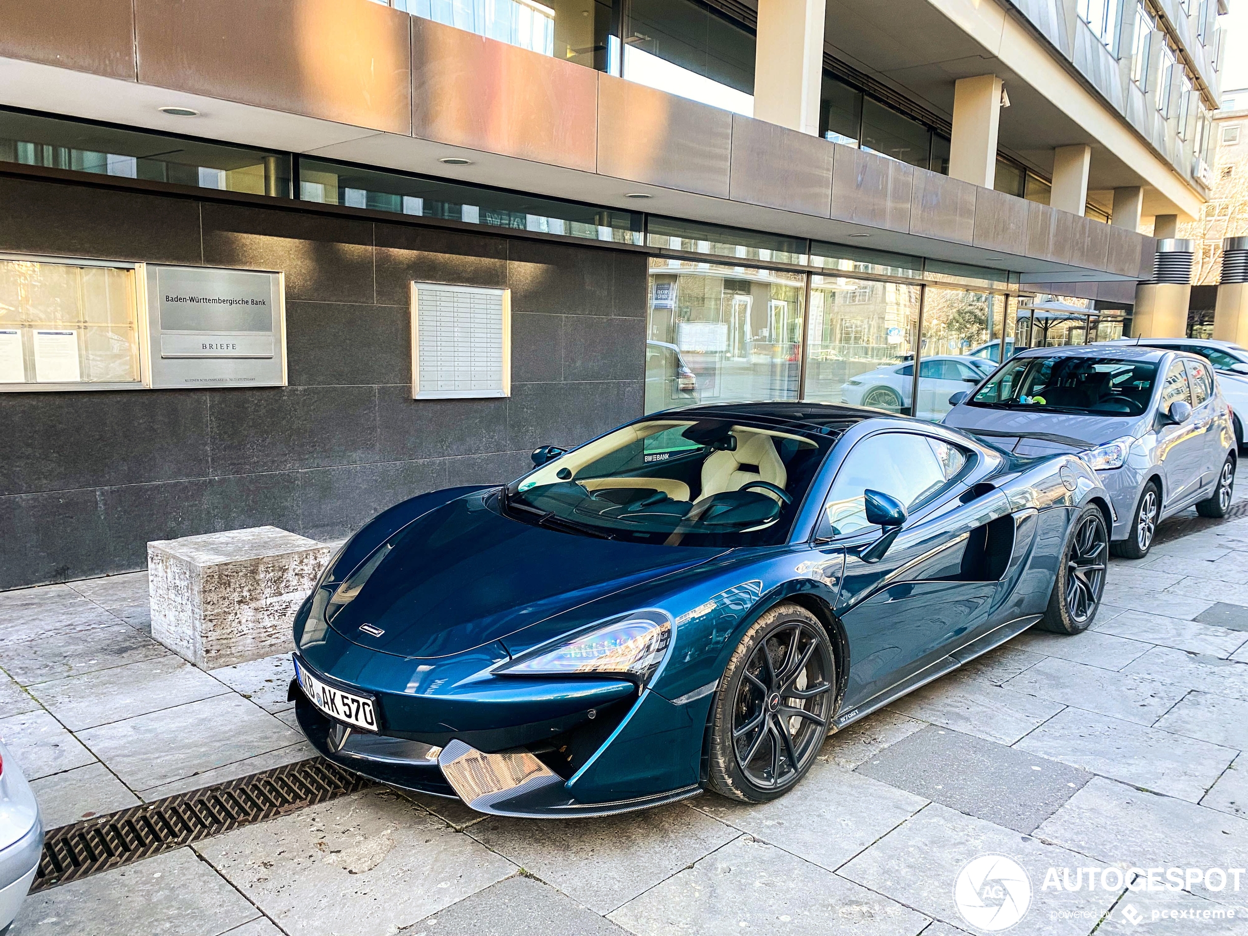 McLaren 570GT