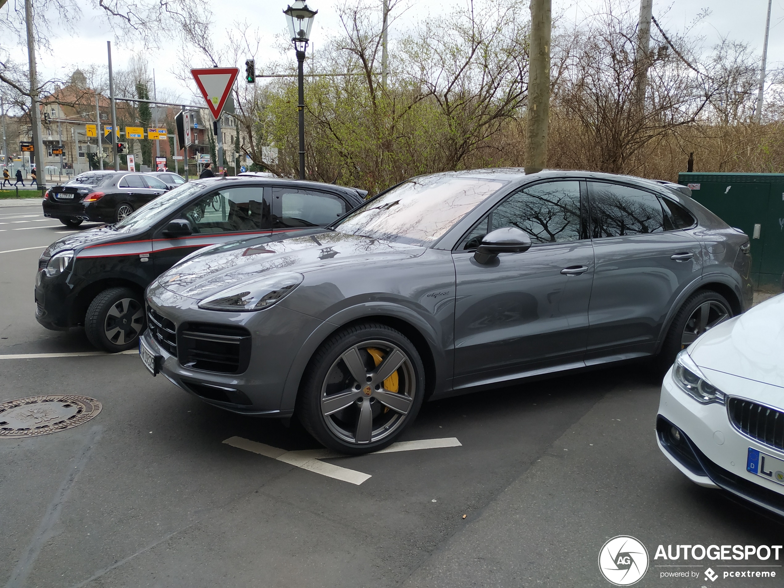 Porsche Cayenne Coupé Turbo S E-Hybrid