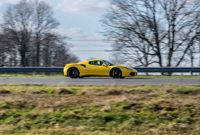 Ferrari 488 Spider