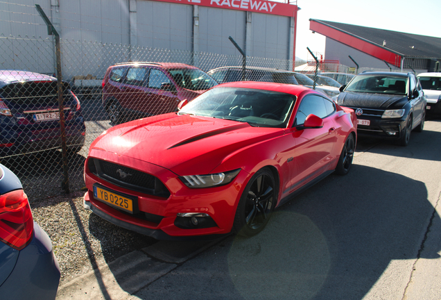 Ford Mustang GT 2015