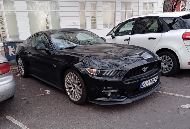 Ford Mustang GT 2015