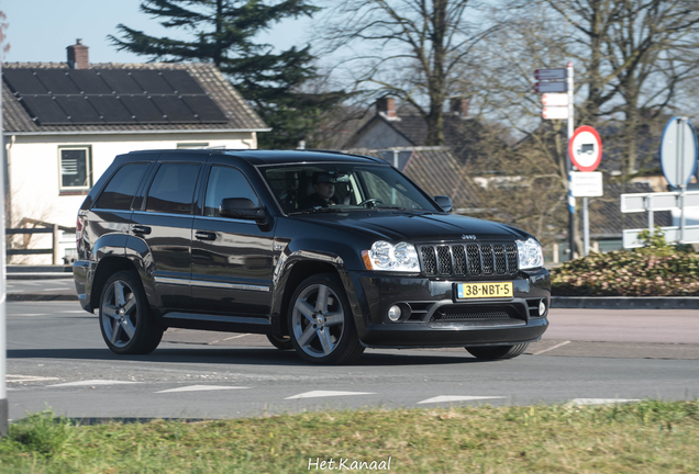 Jeep Grand Cherokee SRT-8 2005