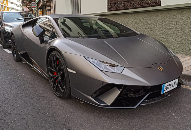 Lamborghini Huracán LP640-4 Performante