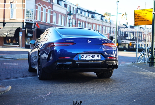 Mercedes-AMG GT 63 S X290