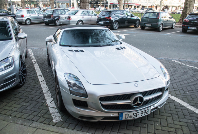 Mercedes-Benz SLS AMG Roadster