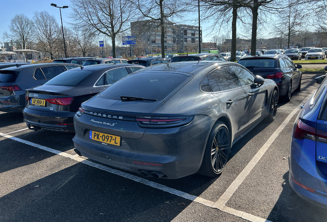 Porsche 971 Panamera Turbo S E-Hybrid