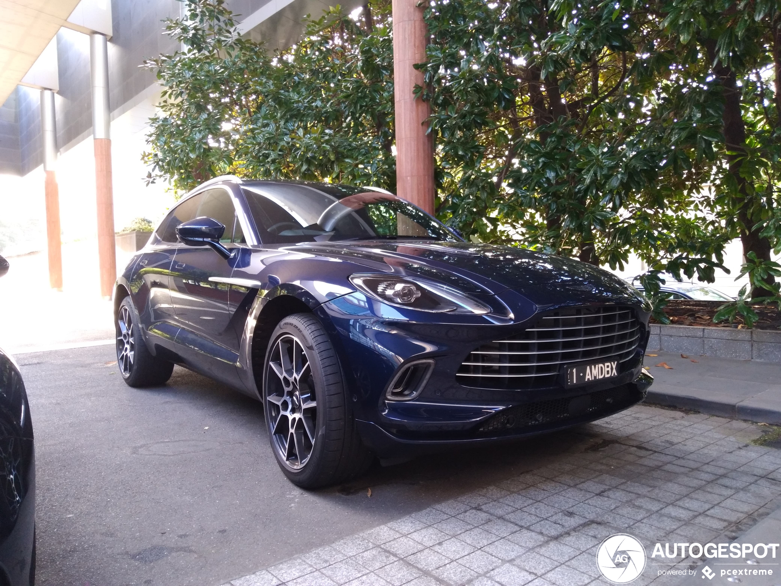 Aston Martin DBX