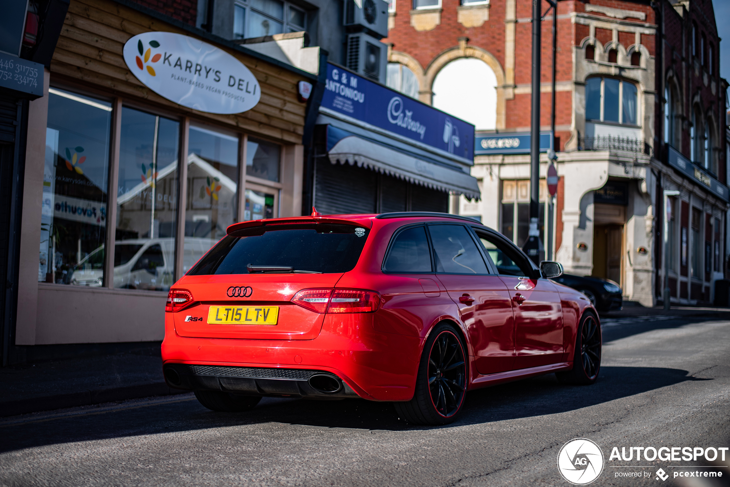 Audi RS4 Avant B8