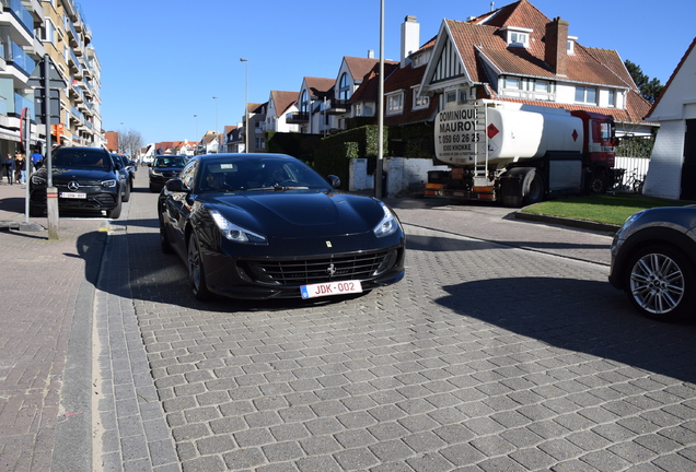 Ferrari GTC4Lusso