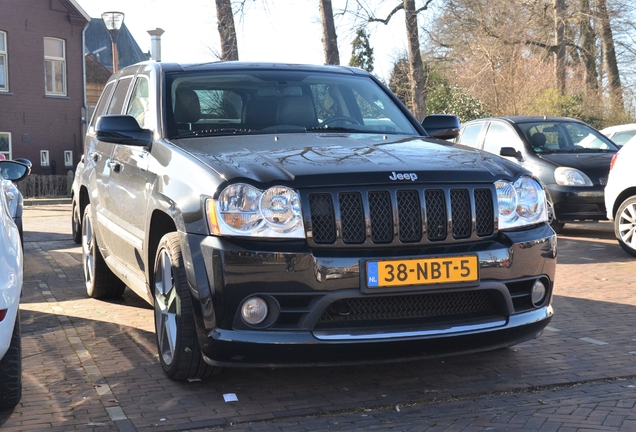 Jeep Grand Cherokee SRT-8 2005